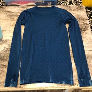 Lululemon switfy tech long sleeve